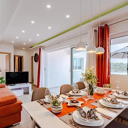 Awesome Apartment In Blato Apartment