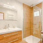 Awesome In With Wifi Apartment *