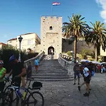 Awesome In With Wifi * Blato (Korcula)