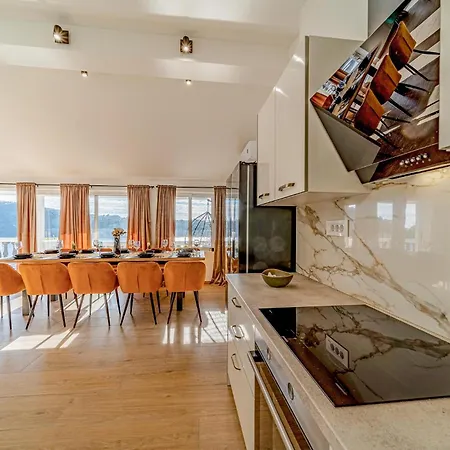 아파트 Awesome In