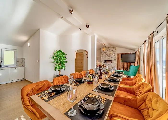 Awesome In * Blato (Korcula)