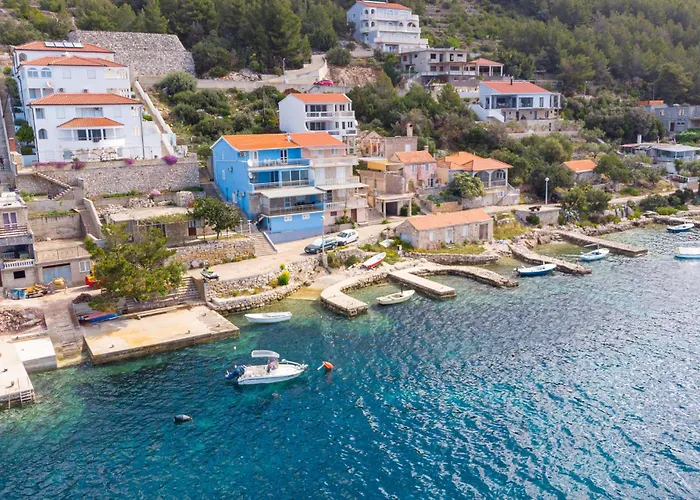 Appartement Awesome In *